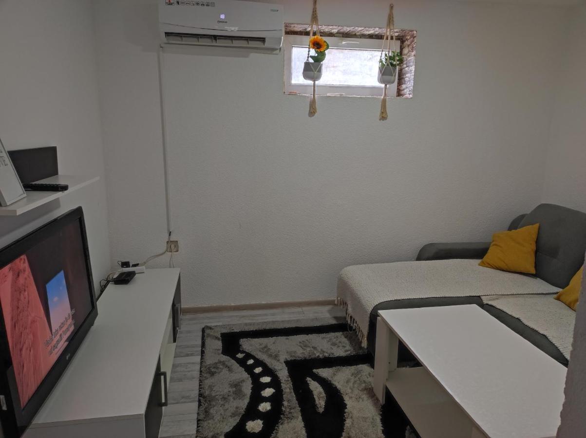 Apartment Neo Bihac Luaran gambar